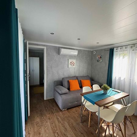 Fishka House Domek Wypoczynkowy Zator Exteriör bild